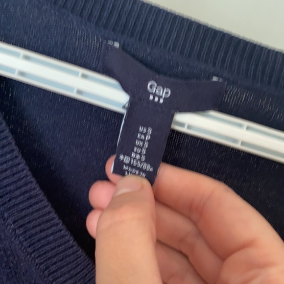 Striped Gap Sweater (small) - Picture 2 of 3